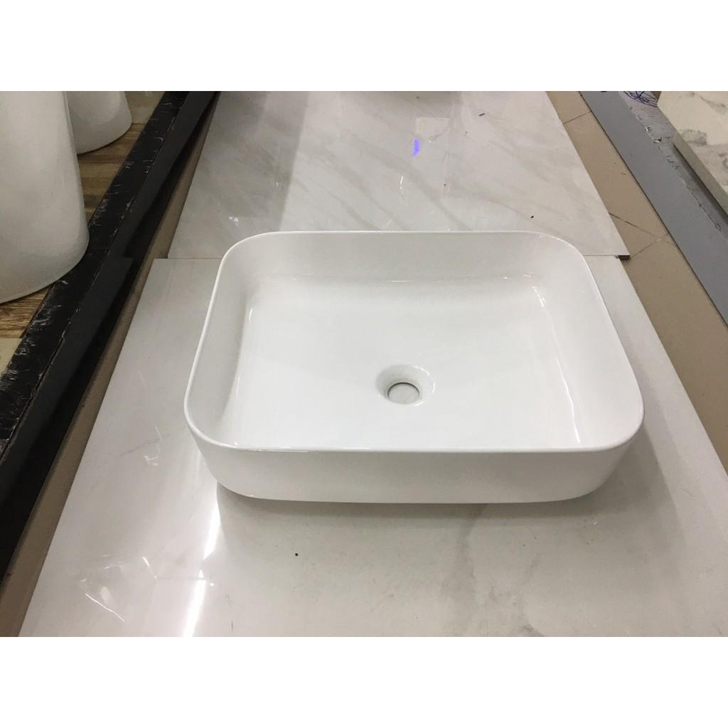 Chậu lavabo rửa mặt đặt bàn đá vuông bo tròn cạnh, viền chậu mỏng