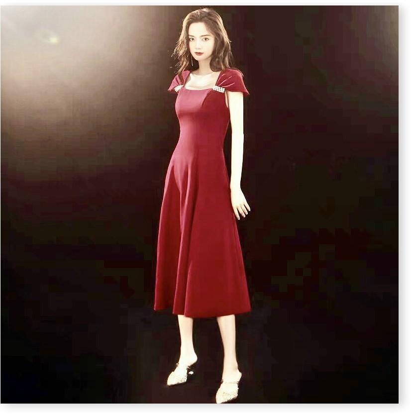 ĐẦM UMI ĐÍNH NGỌC ĐỎ TRƠN NHƯNG KHÔNG KÉM PHẦN QUAN TRỌNG 1HIT1 FASHION