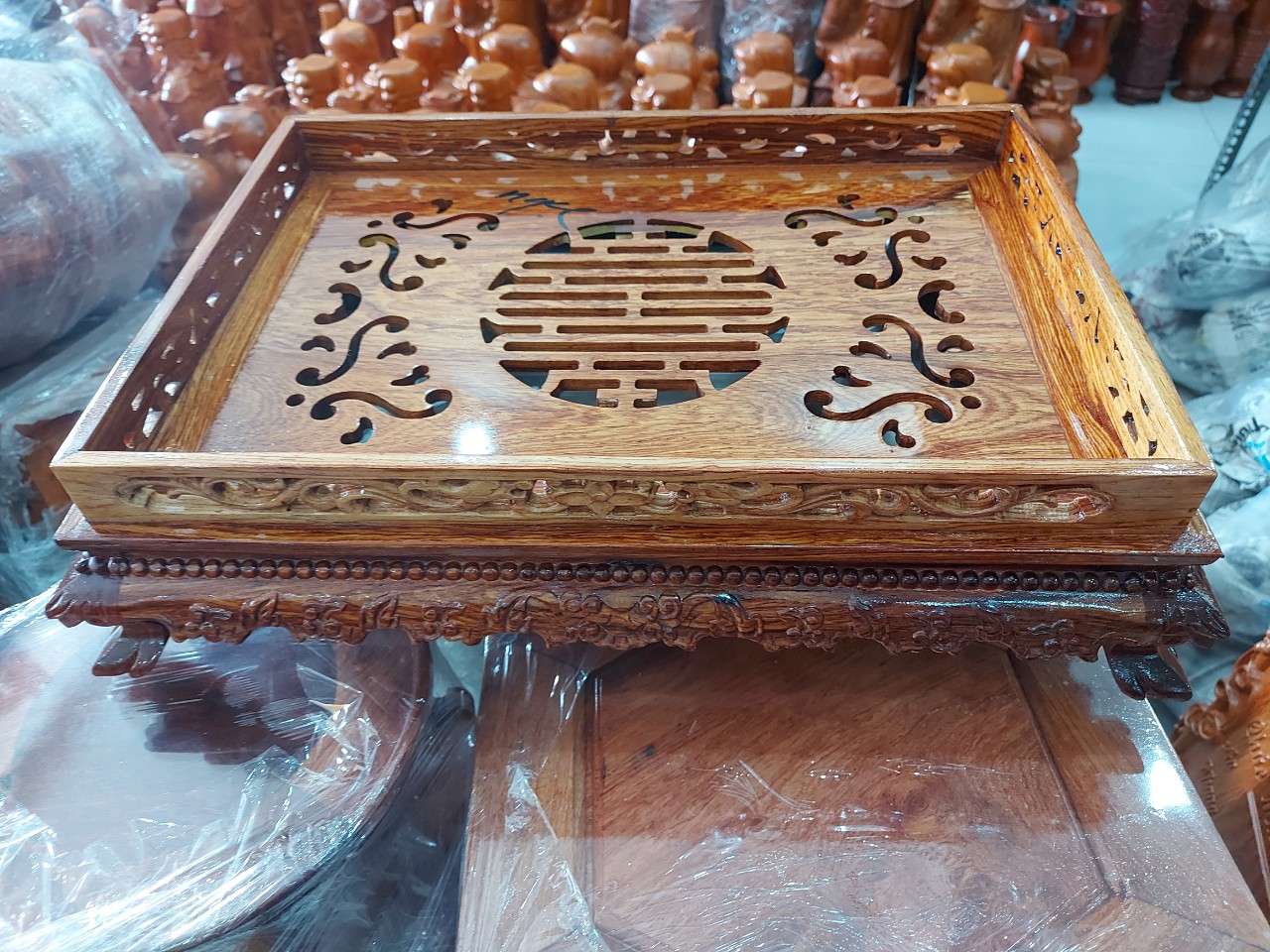 Khay trà gỗ cẩm lai đầu rồng
