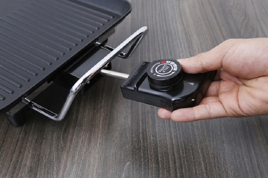 Vỉ nướng điện Mishio MK180 1350W
