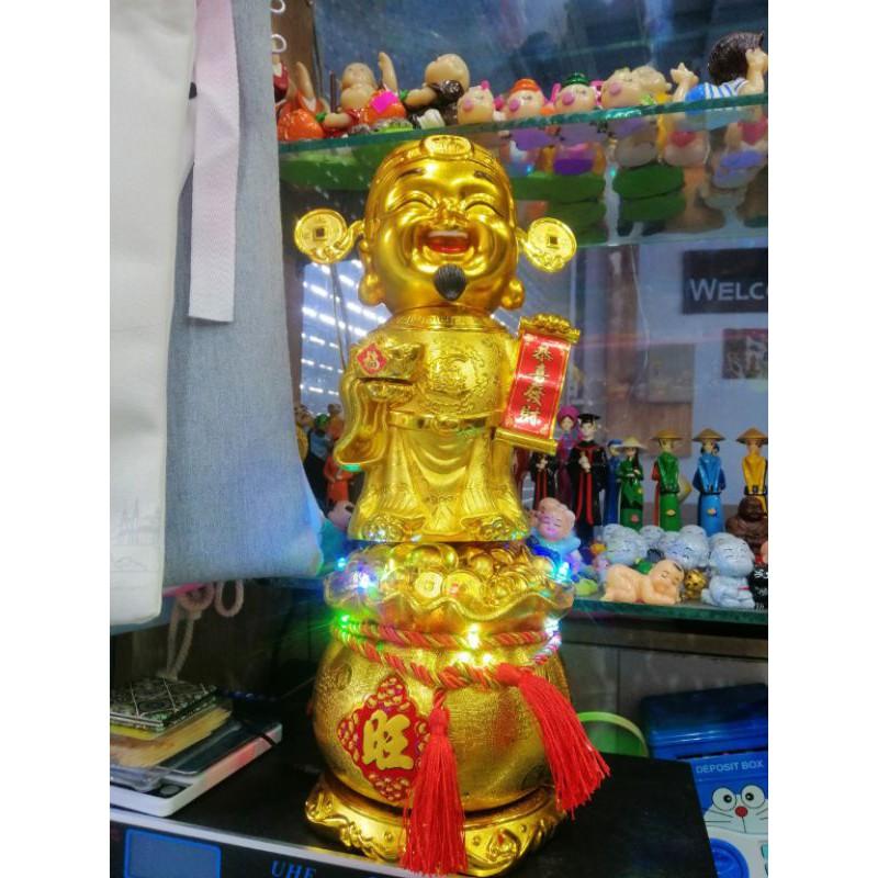 THẦN TÀI ĐỨNG HŨ VÀNG TRƯNG BÀY TRANG TRÍ