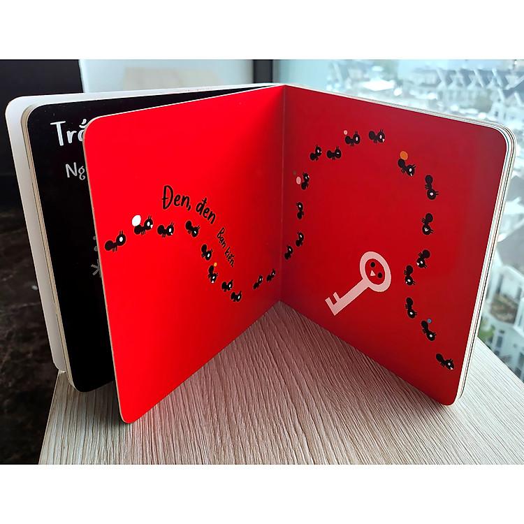 Sách Đỏ, đỏ, đen, đen - Mình cùng vui chơi nhé!