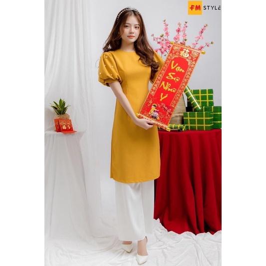 Áo dài cách tân tay đính ngọc