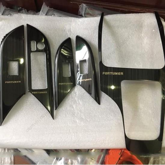 Ốp Nội Thất dành cho Xe FORTUNER 2018-2019 2020 Mẫu titan