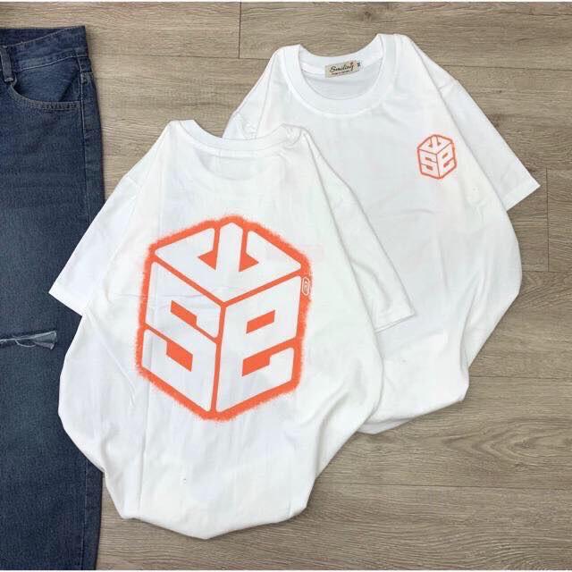 Áo thun nam nữ thiết kế tay ngắn họa tiết hình khối màu cam cực chất