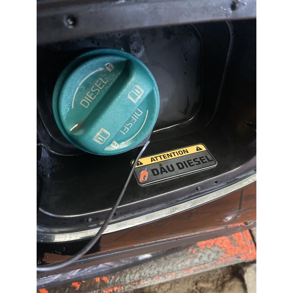 Sticker decal tem nhôm dán nắp bình xăng, cảnh báo đổ xăng A95, đổ dầu diesel trang trí xe ô tô