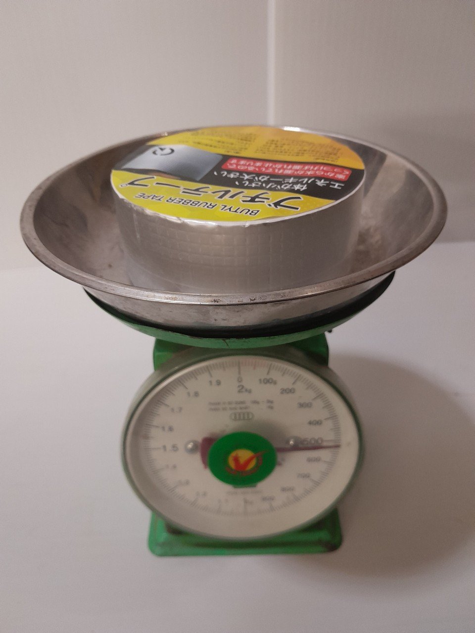 Băng keo chống dột bản 5cm, dài 5m, trọng lượng 0,5 Kg, keo dày, siêu dính, bám chắc trên mọi bề mặt vật liệu, hàng có sẵn giao ngay
