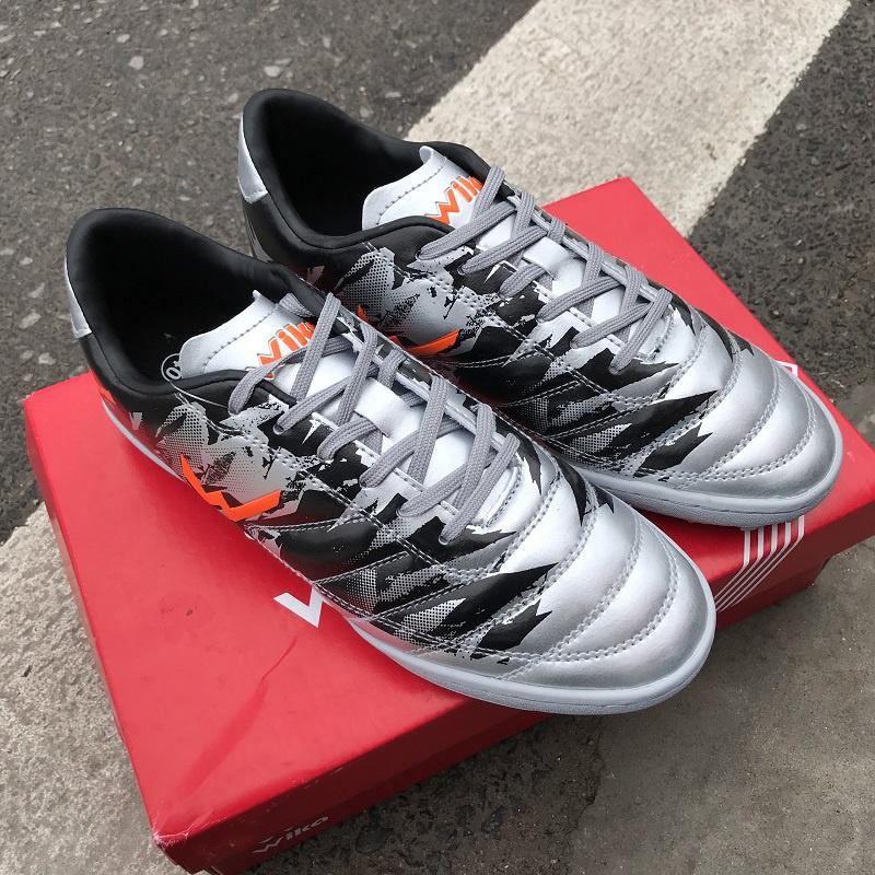 Giày bóng đá  Wika Army xám 2022-2023