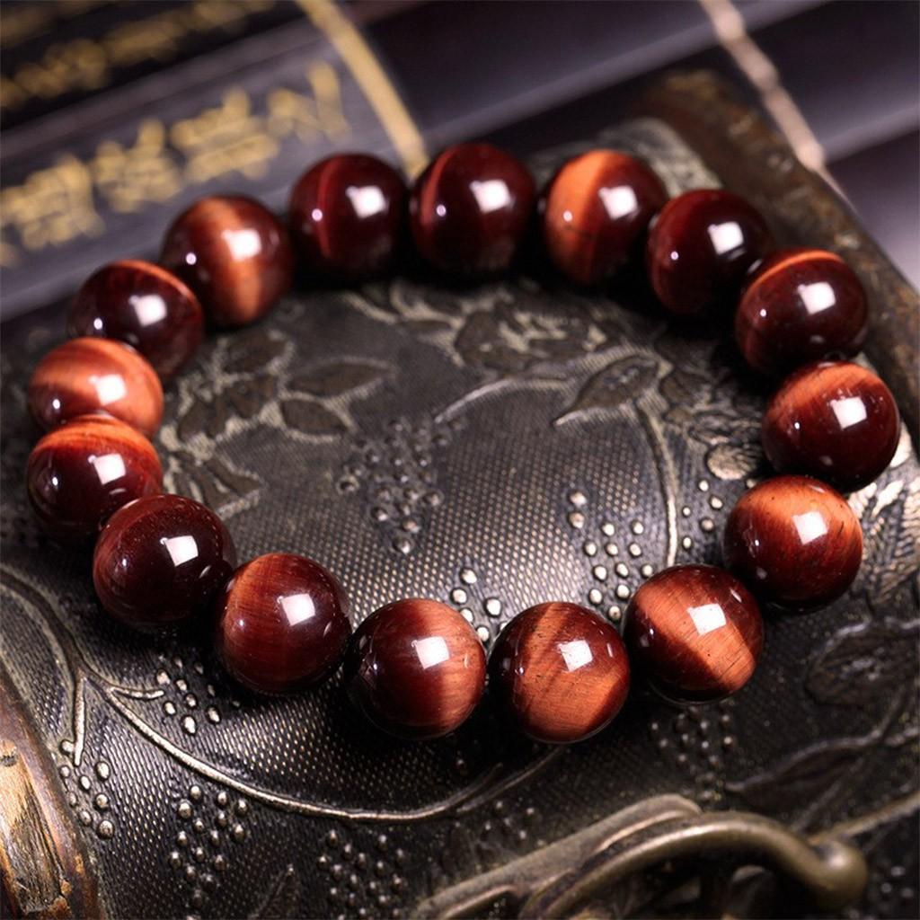Vòng tay đá mắt hổ đỏ nâu chất lượng 5A hợp với người mệnh Hỏa và Thổ