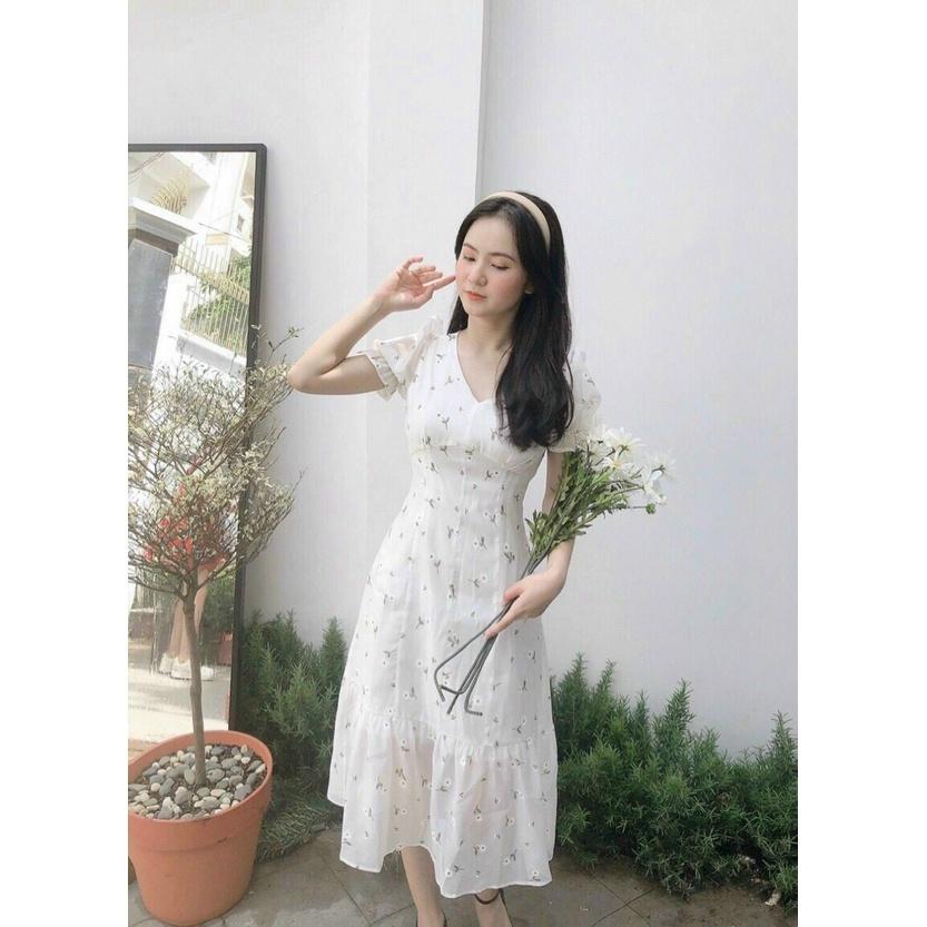 Đầm hoa nhí trắng nơ lưng, Váy hoa nhí cổ tim vải hoa mát mẻ Cao Cấp dáng xòe tay ngắn cổ V MiNhi