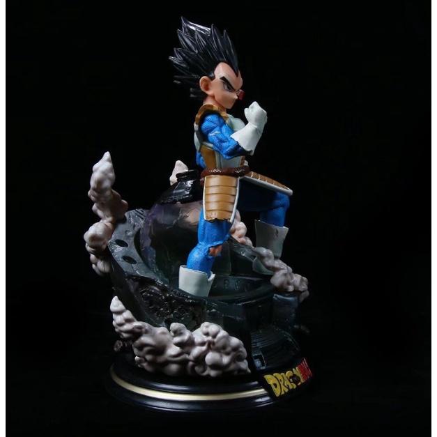 Mô hình Vegeta giáp chiến binh có Led 24cm - Dragon ball