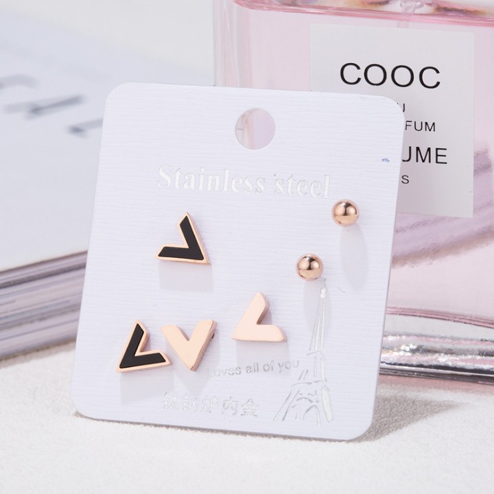 Bộ 3 Đôi Bông Tai Titan Không Đen TT 1754