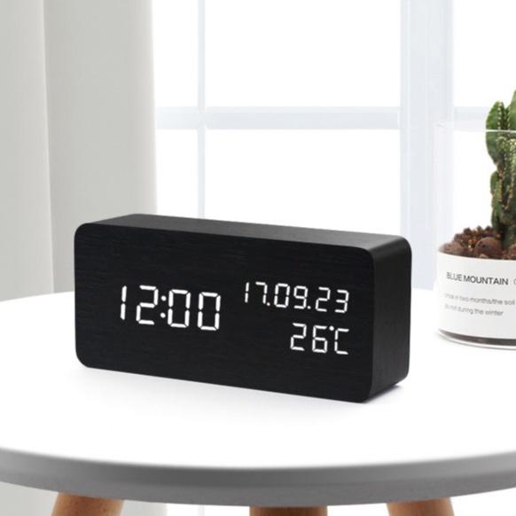 Đồng hồ giả gỗ LED LAPEN hình chữ nhật để bàn độc đáo, tiện dụng đo thời gian, ngày tháng, nhiệt độ phòng.