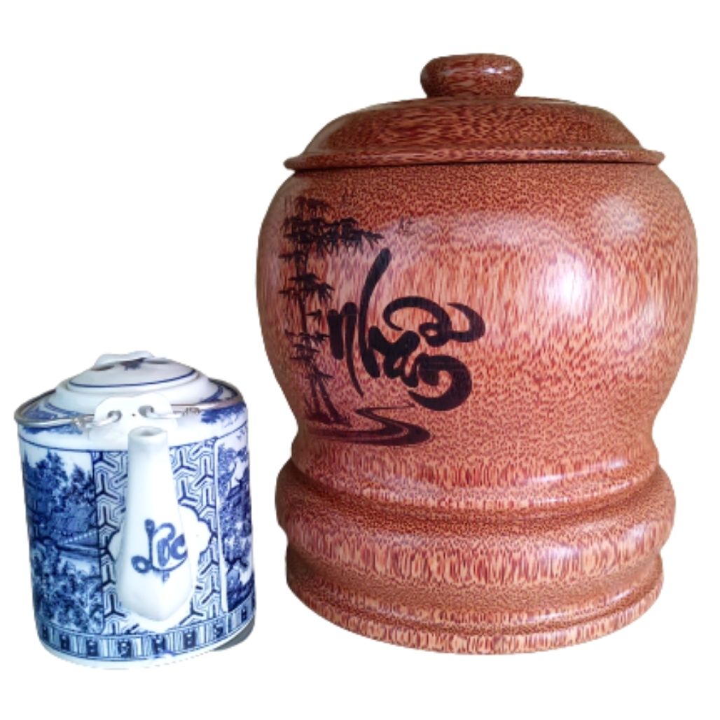 Bình Giữ Ấm Trà Gỗ Dừa Khắc Hoa Văn Lồng Chữ "Nhẫn" Và Bình Trà 700 - 950ml - Sản Phẩm Được Sản Xuất Tại Bến Tre