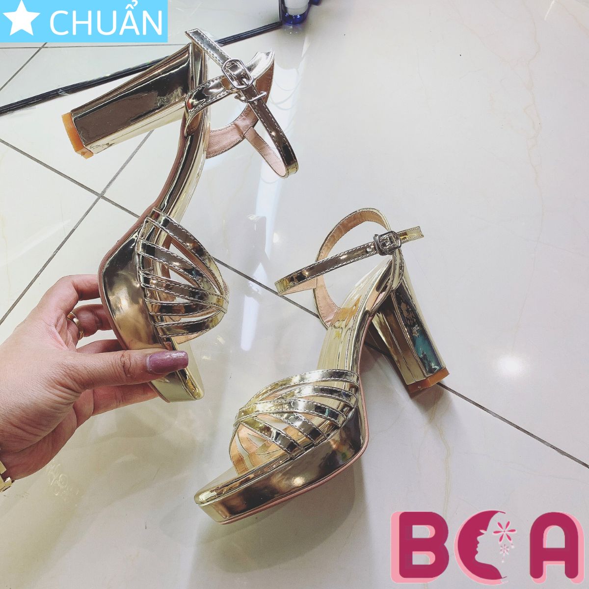 Sandal cao gót nữ 8 phân RO639 ROSATA tại BCASHOP sang trọng và sành điệu với da bóng và màu sắc nổi bậc