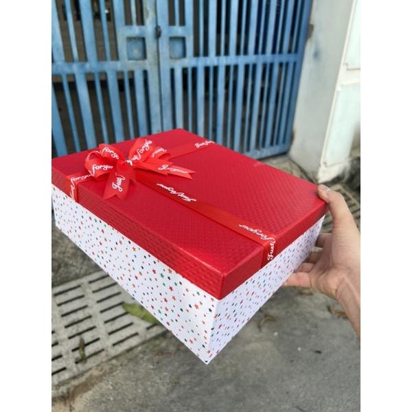 Hộp quà siêu bự, đựng thả ga