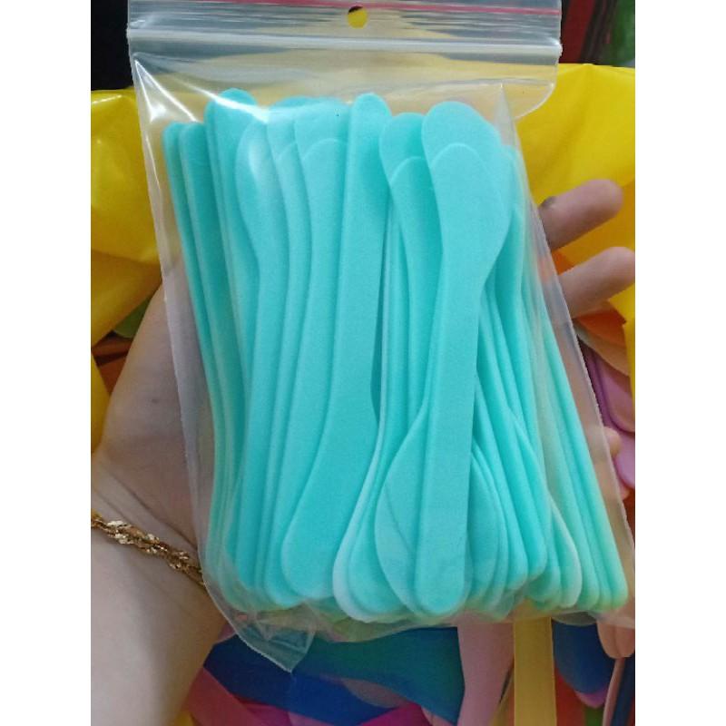 50 que trộn mặt nạ_màu xanh ngọc