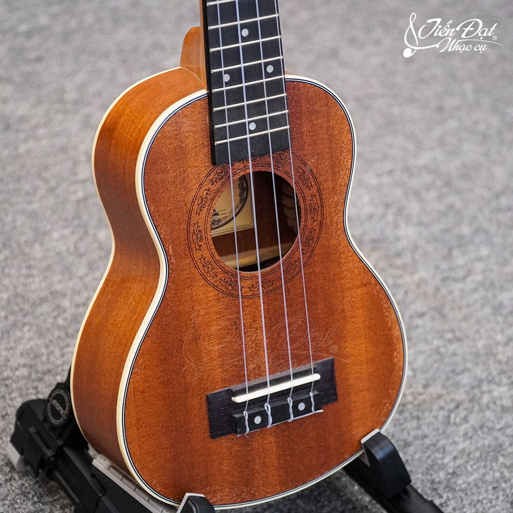 Đàn Ukulele Soprano Chard U-21A, Gỗ Gụ - Hàng Chính Hãng