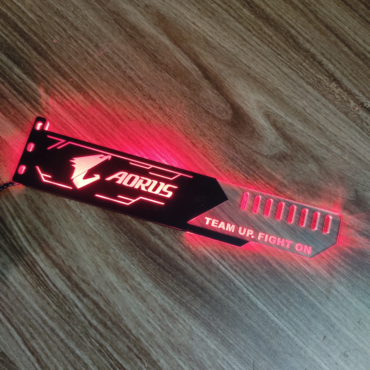 Đỡ VGA Led RGB Aorus đồng bộ với bộ điều khiển Coolmoon Controller - Hàng nhập khẩu