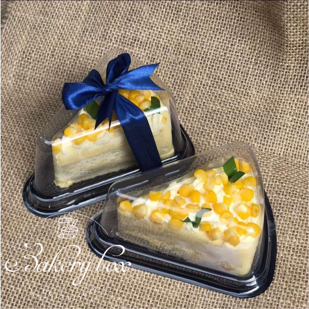 Hộp Tam Giác A03 Đựng Bánh Kem - Tiramisu - Cheese Cake - Red Velvet - Bánh Crepe Nhiều Tầng