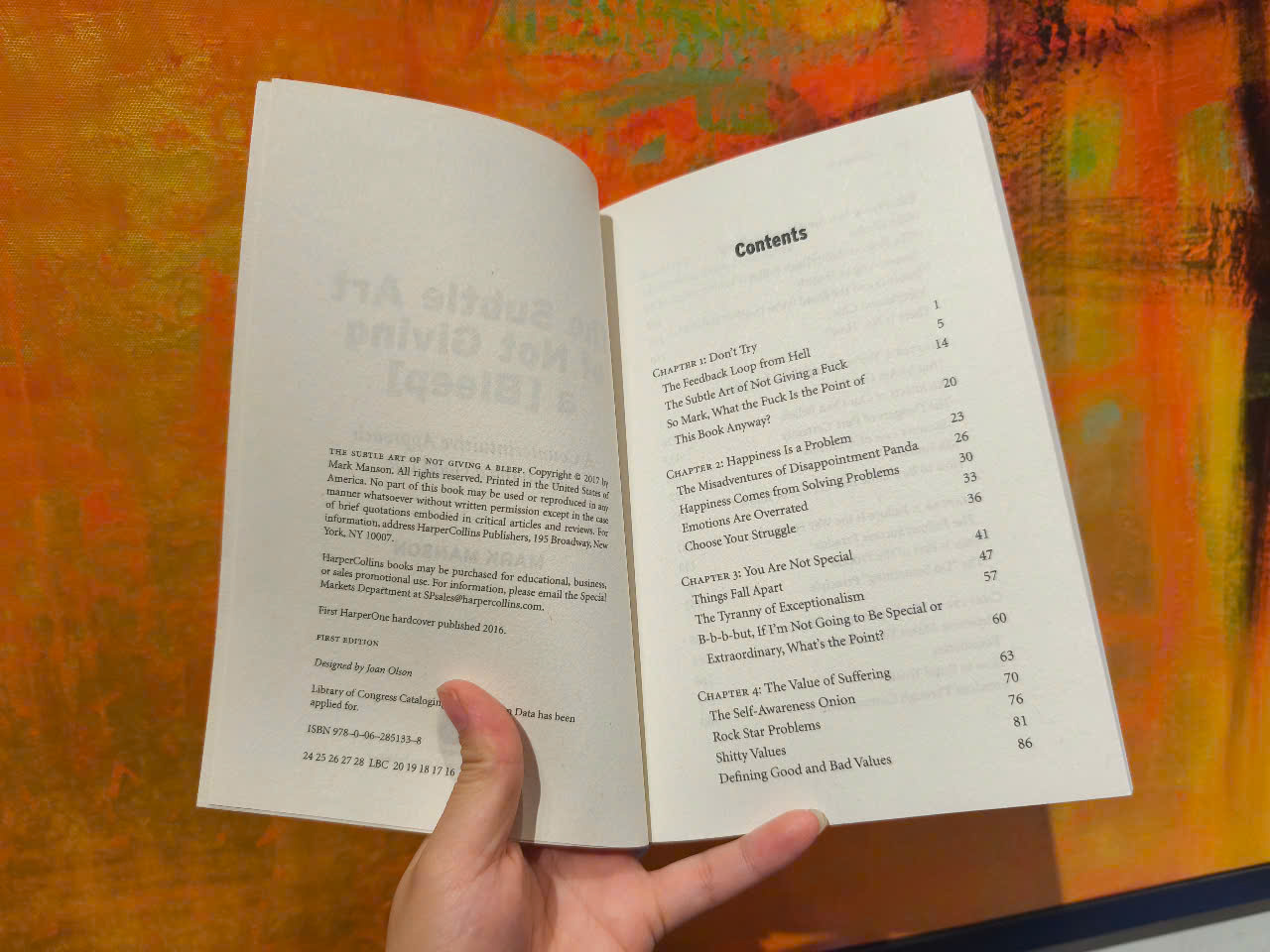 Sách - The Subtle Art of Not Giving a Bleep: A Counterintuitive Approach to Living a Good Life Paperback by Mark Manson/Best of #BookTok