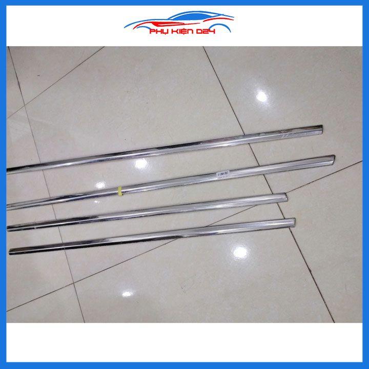 Bộ nẹp viền chân kính inox Innova 2006-2007-2008-2009-2010-2011-2012-2013-2014-2015