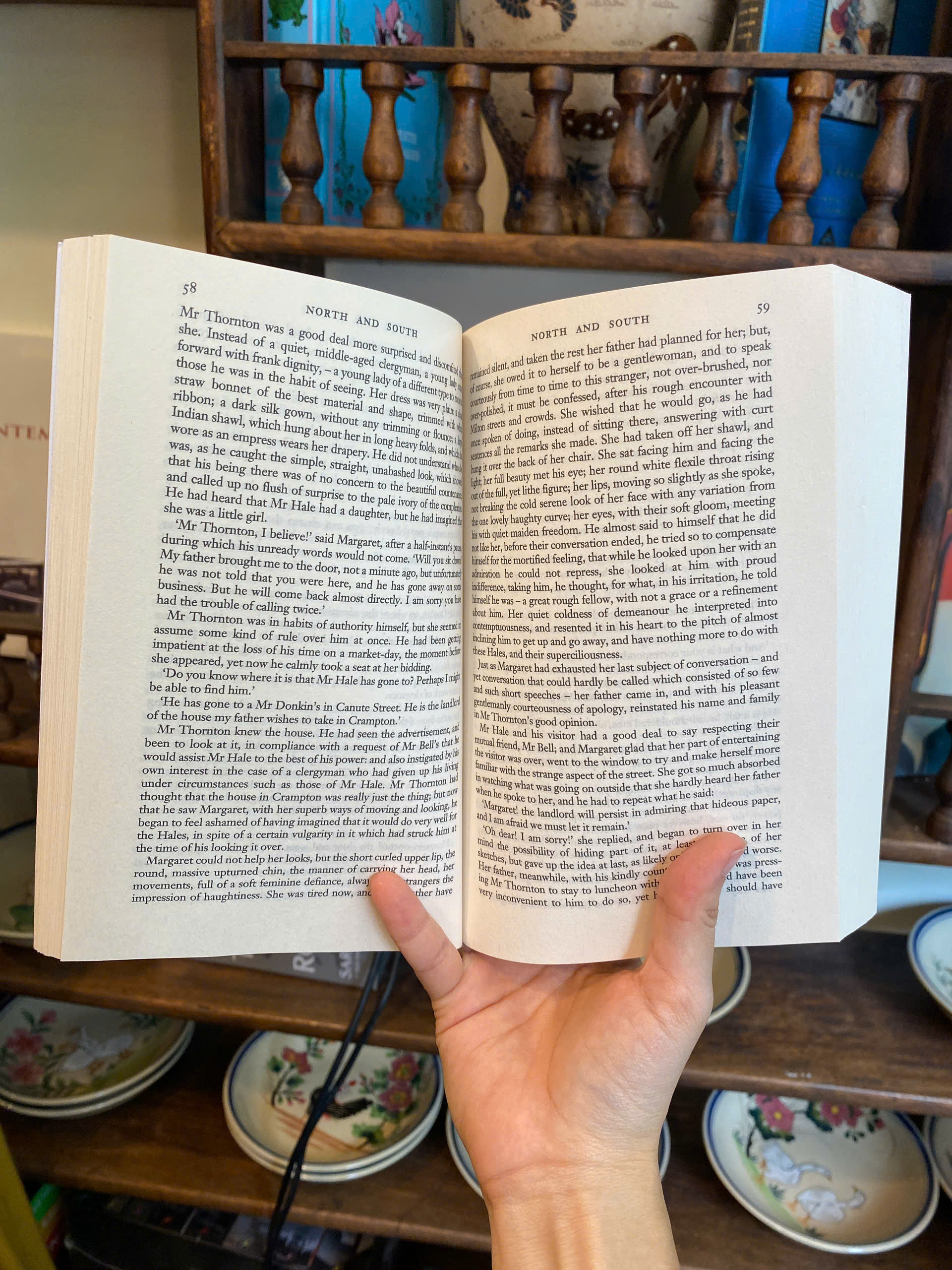 Sách - North and South (Wordsworth Classics) by Elizabeth Gaskell | English Romance - Sách ngoại văn