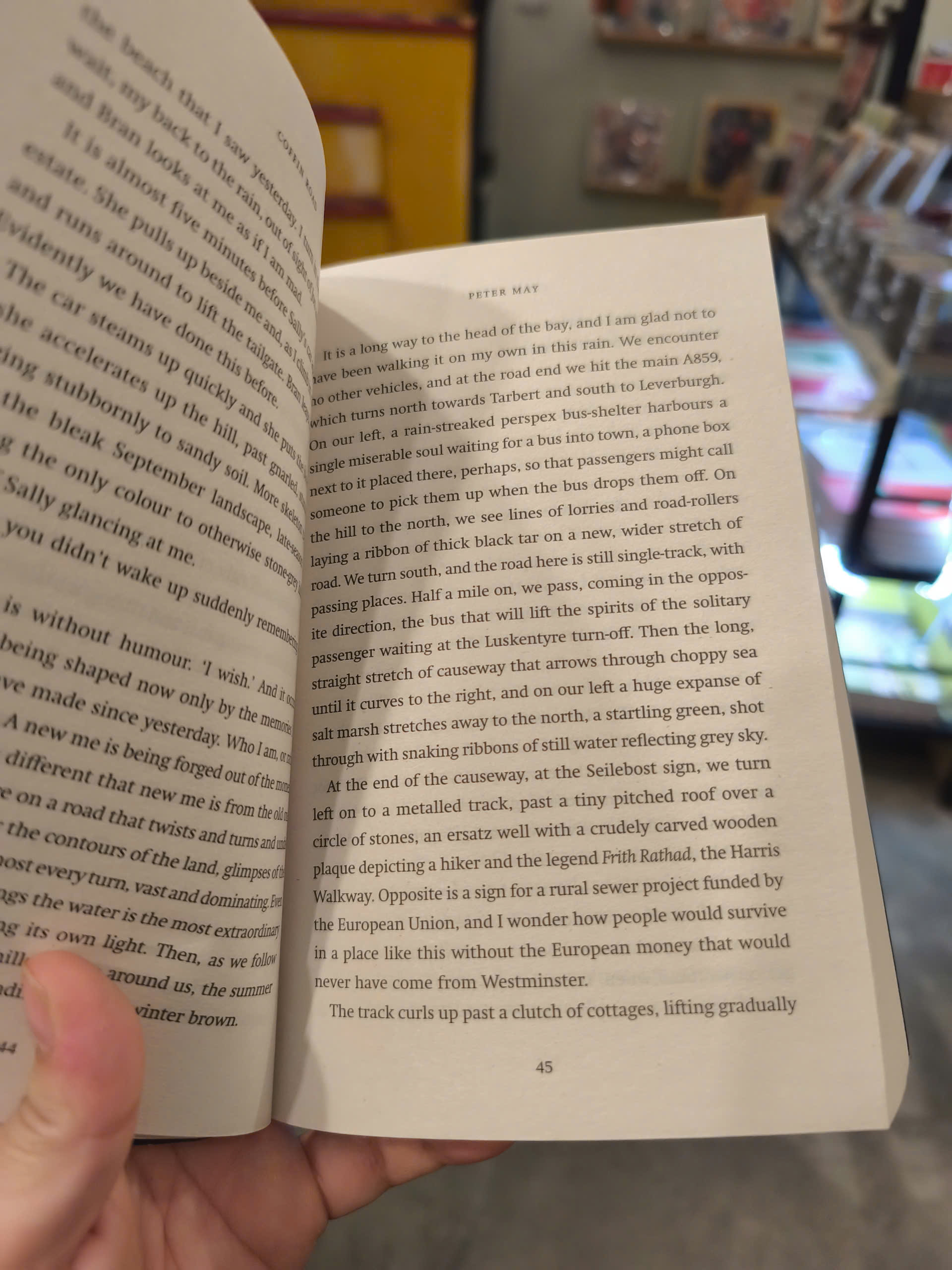 Sách - Coffin Road by Peter May | Mystery / Crime / Ngoại văn Nhập khẩu / Trinh thám Tiếng Anh