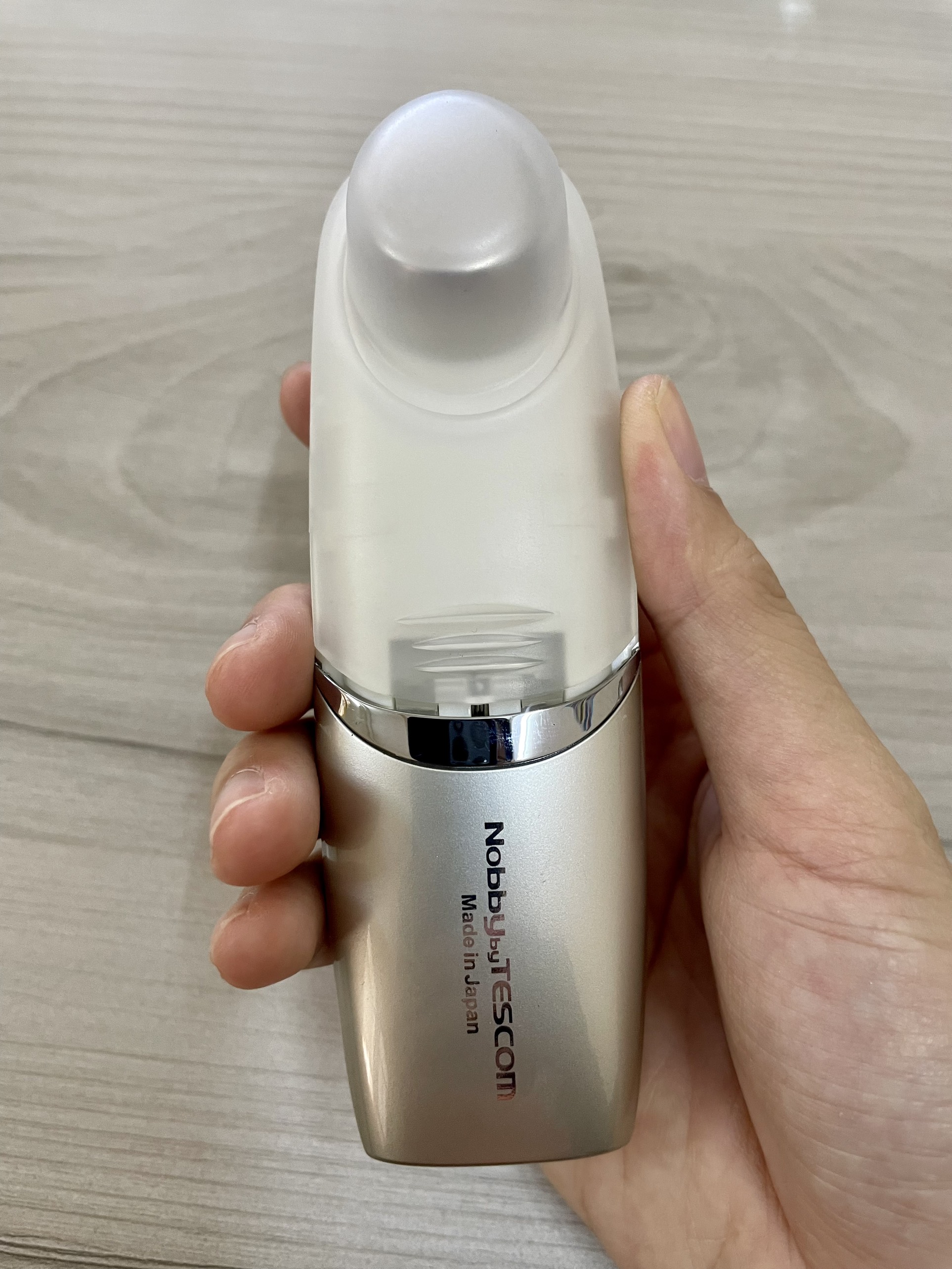 Máy Làm Sạch Sâu Da Mặt Tescom NTE20