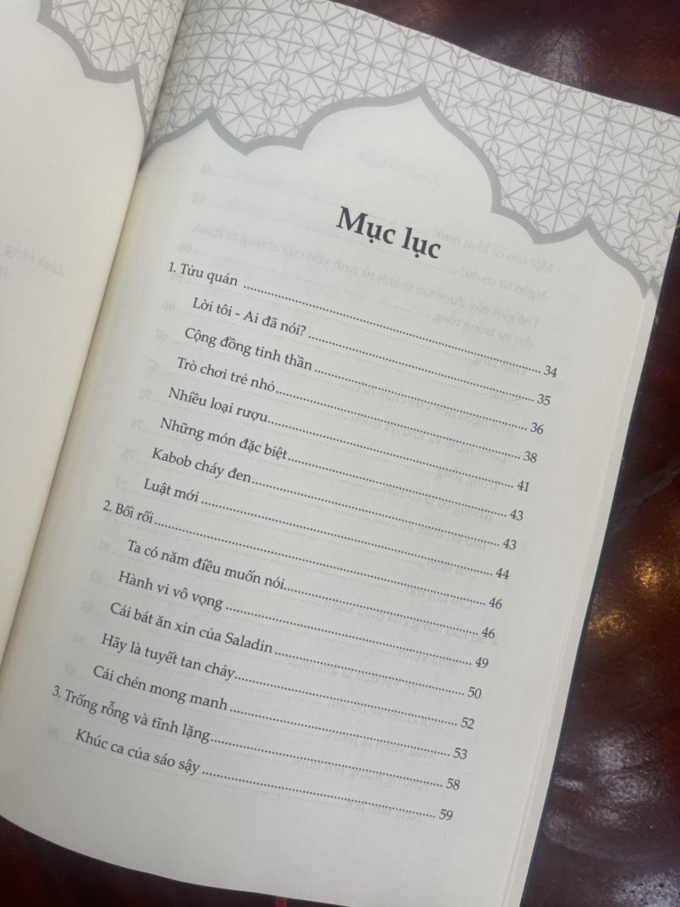 RUMI TINH TUYỆT - Jalāl al-Dīn Muḥammad Rūmī – Lê Duy Nam & Lê Ái dịch từ bản tiếng Anh của Coleman Barks, Hà Thủy Nguyên hiệu đính – Lyceum – Nxb Hội Nhà Văn