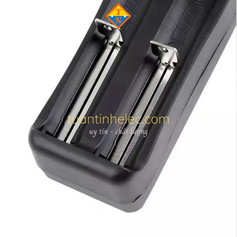 Bộ sạc pin cho nhiều loại pin 18650 / 4500 /16340 lithium 3.7V thông minh 2 ngăn