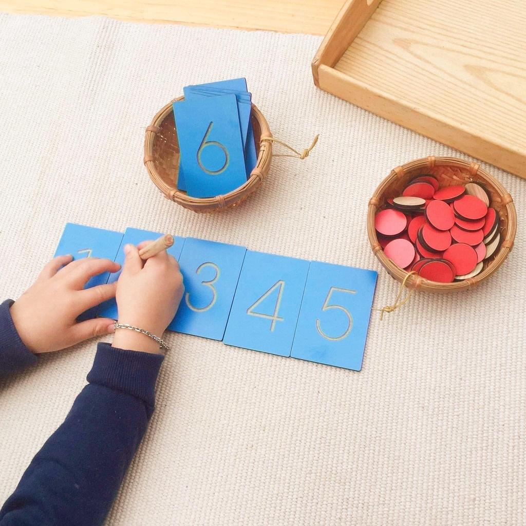 GIÁO CỤ DẠY TOÁN MONTESSORI- TẬP VIẾT SỐ KÈM BÚT