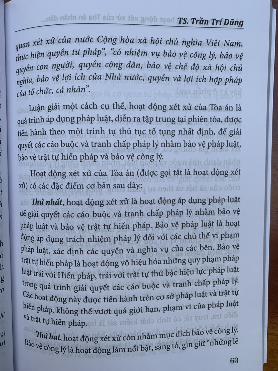 Bảo vệ công lý trong hoạt động xét xử của Tóa án nhân dân ở Việt Nam hiện nay