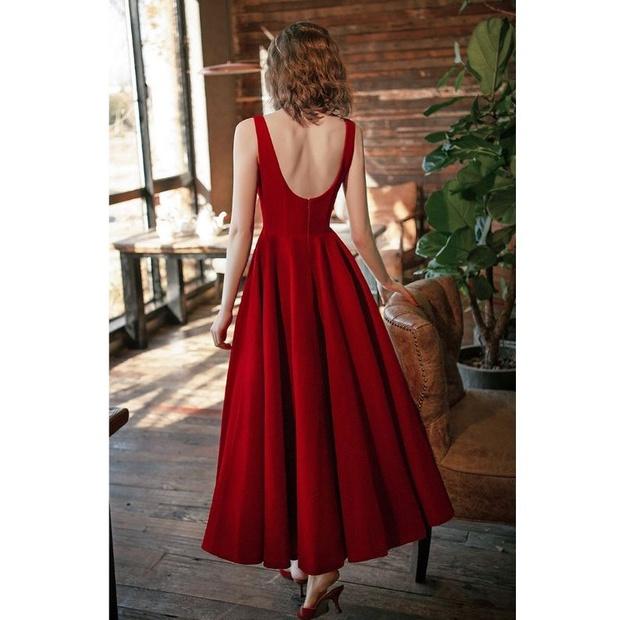 ĐẦM ĐỎ TÙNG XÒE XẾP LI