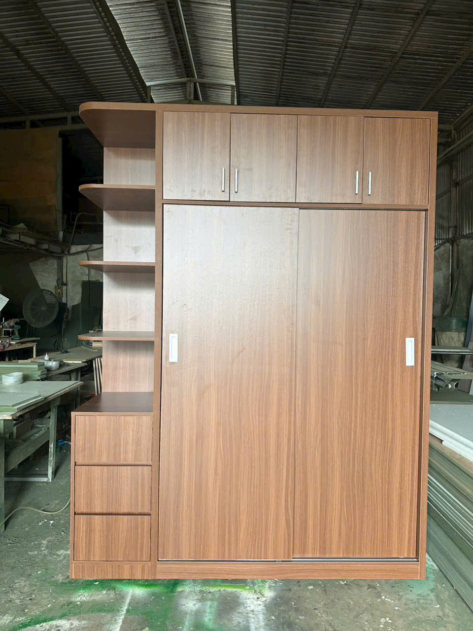 Tủ áo gỗ công nghiệp Tundo KT 1m8 x 2m4