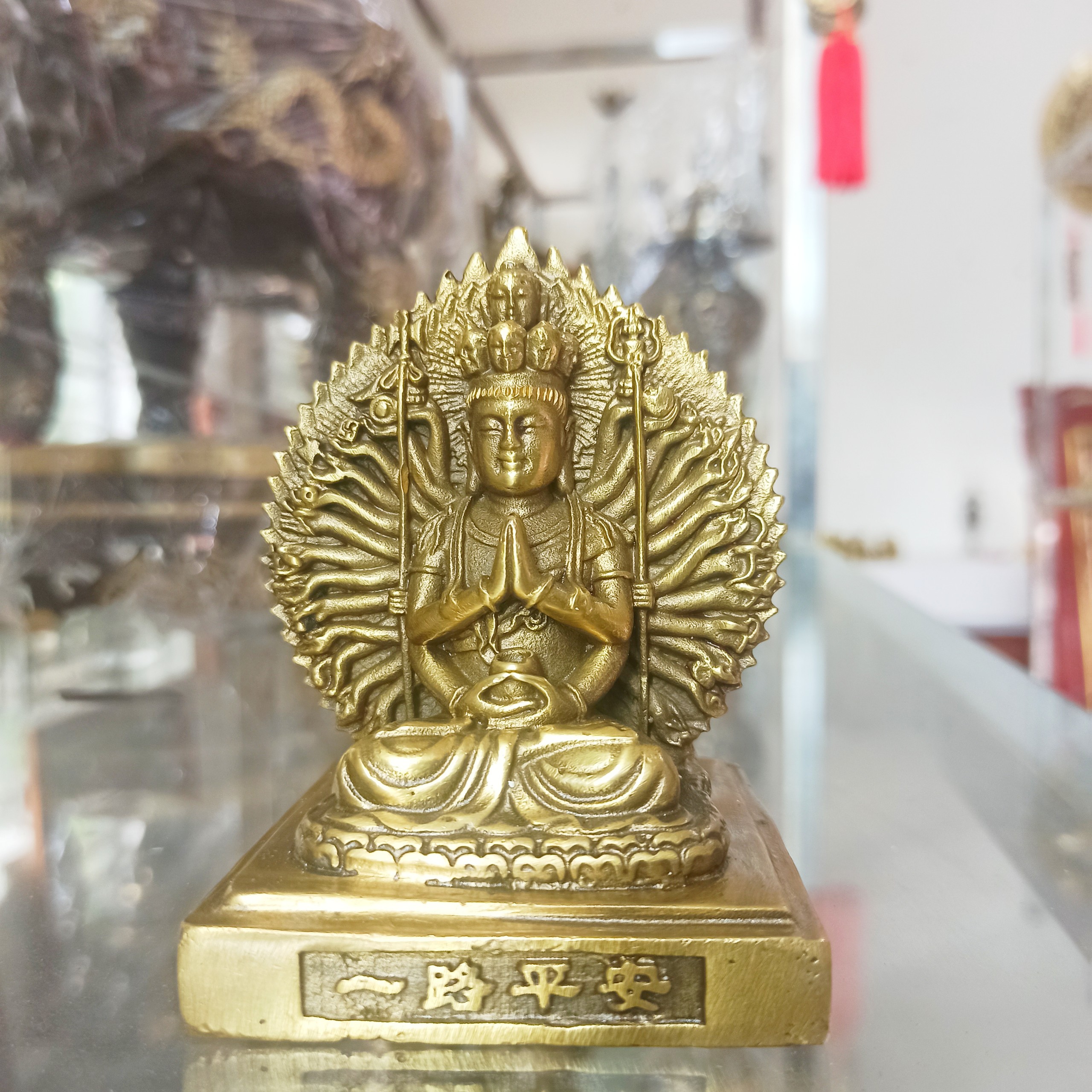 Tượng Phật Thiên Thủ Thiên Nhãn bằng đồng, Tượng Phật Bà Nghìn Tay Nghìn Mắt, Tượng Phật Để Xe Ô Tô