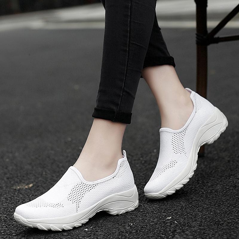 2020 Fashion women outdoor soft running sneakers casual sport shoes