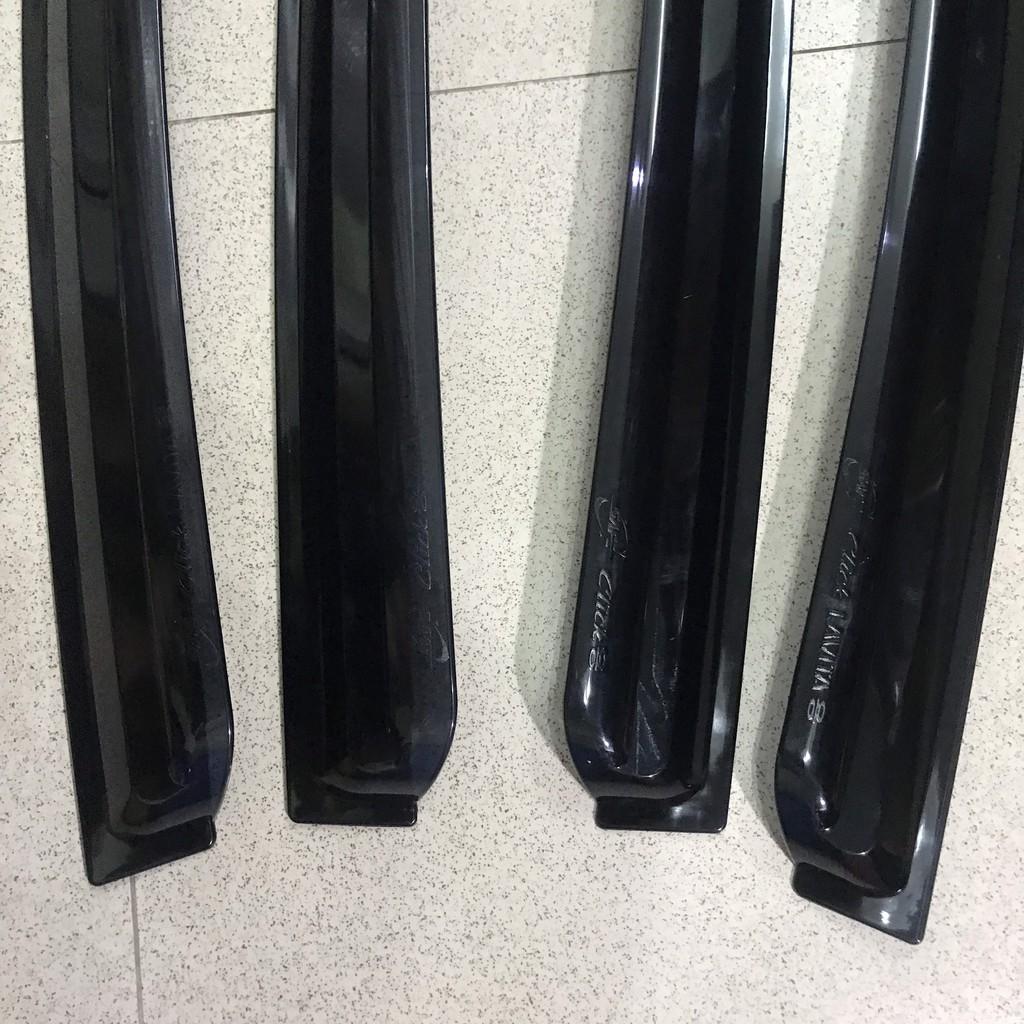 Vè che mưa đen xe Hyundai Getz , Click hàng Hàn Quốc chất liệu dày , có vi deo rivew sản phẩm