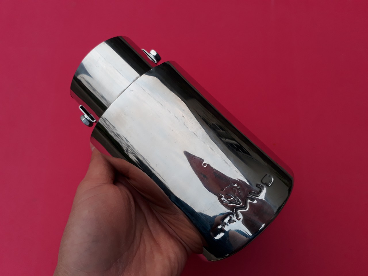 Chụp đuôi bẹp cho pô ống xả ô tô 7 chỗ (Đường kính lắp 6.5 cm)