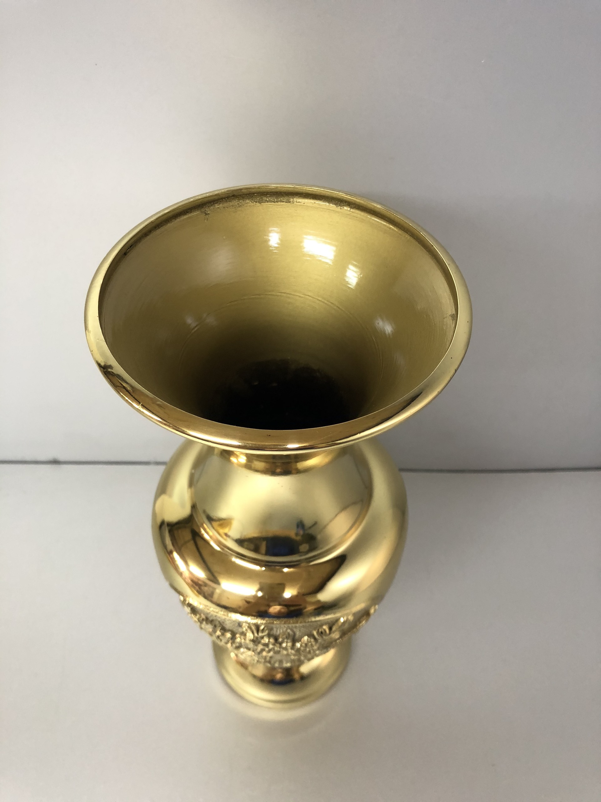 Lọ hoa thờ bằng đồng vàng nguyên chất mẫu đào, công, phượng - BH65