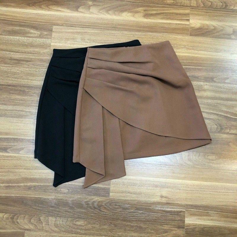Chân váy xếp ly vạt lệch