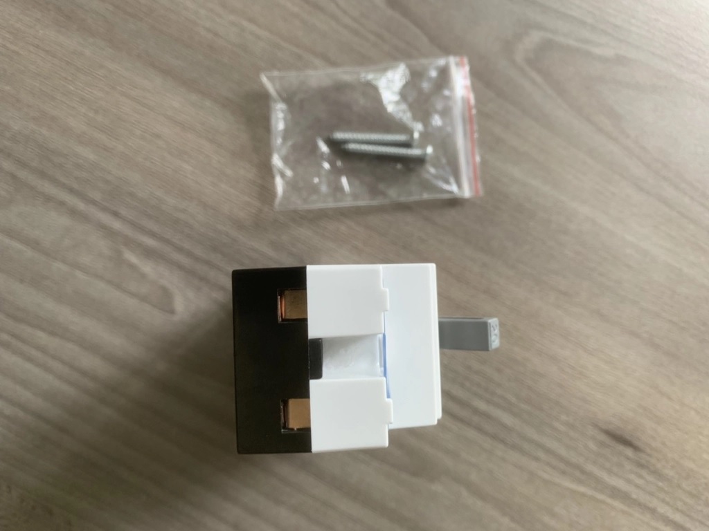 Aptomat tự động an toàn CB (Aptomat khối đen, CB Cóc) DoBo Korea