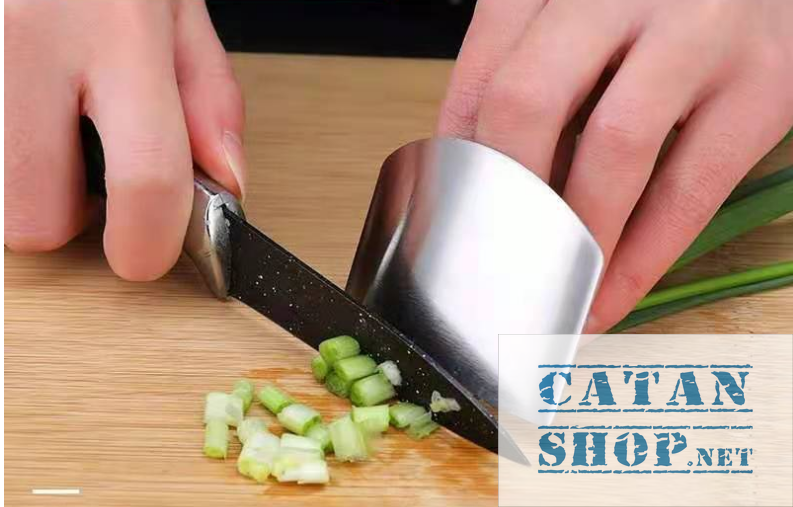 Dụng cụ bảo vệ ngón tay khi nấu ăn cắt thái rau củ thịt bằng inox an toàn tiện lợi cho gia đình GD587-BVNInox-2ng