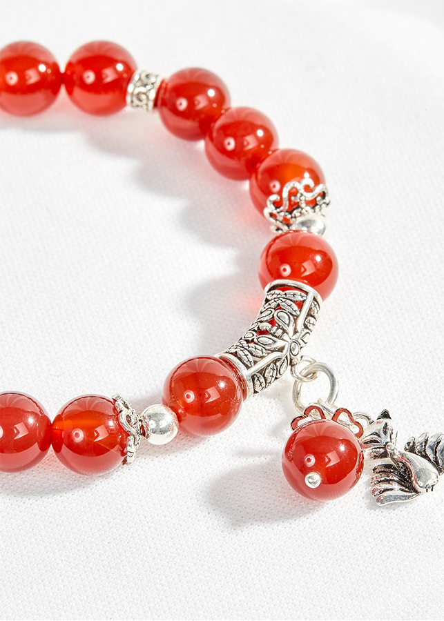 Vòng tay đá mã não đỏ thiên nhiên charm hồ ly Ngọc Quý Gemstones