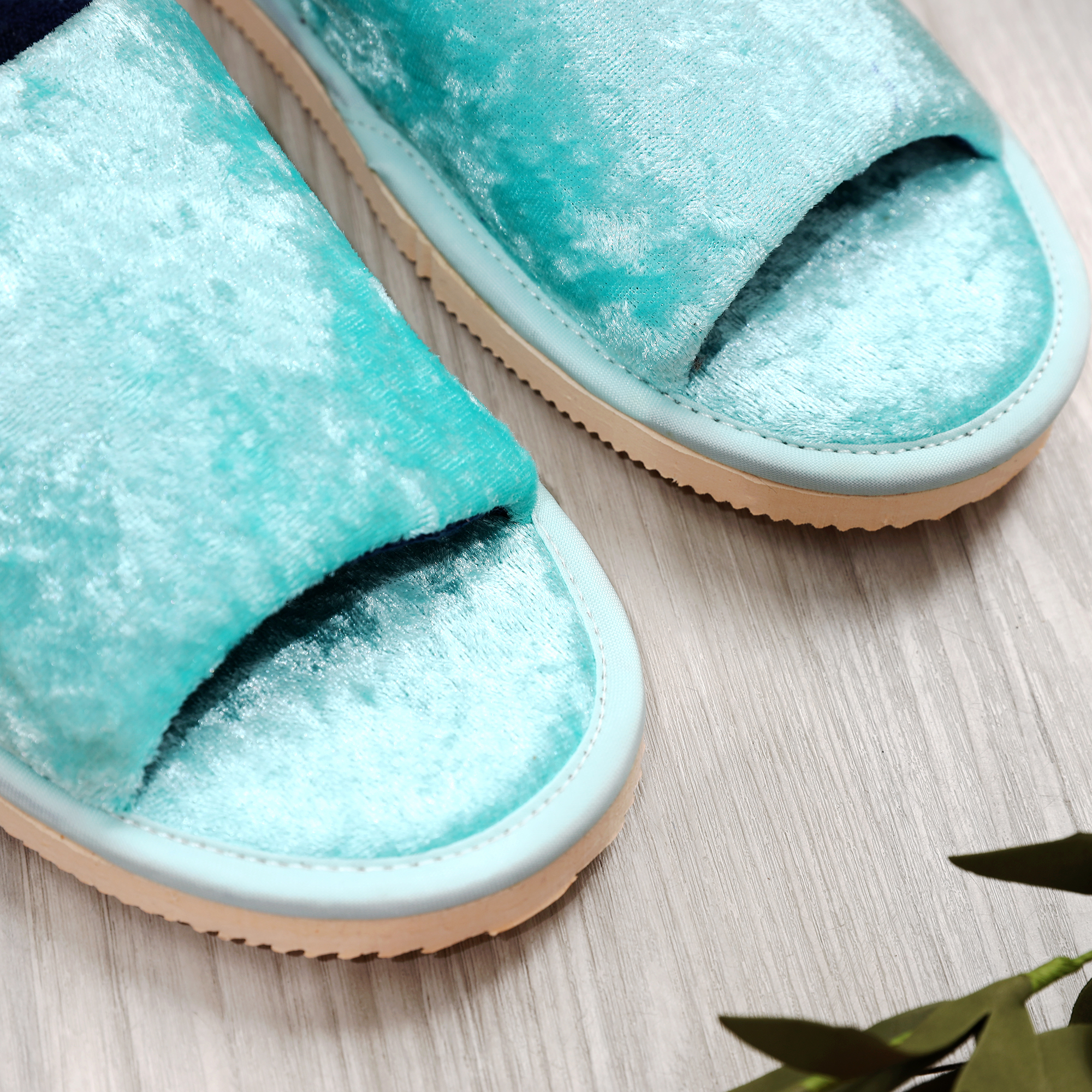 Dép đi trong nhà Nữ vải nhung sang trọng ( Easy Life Slippers )