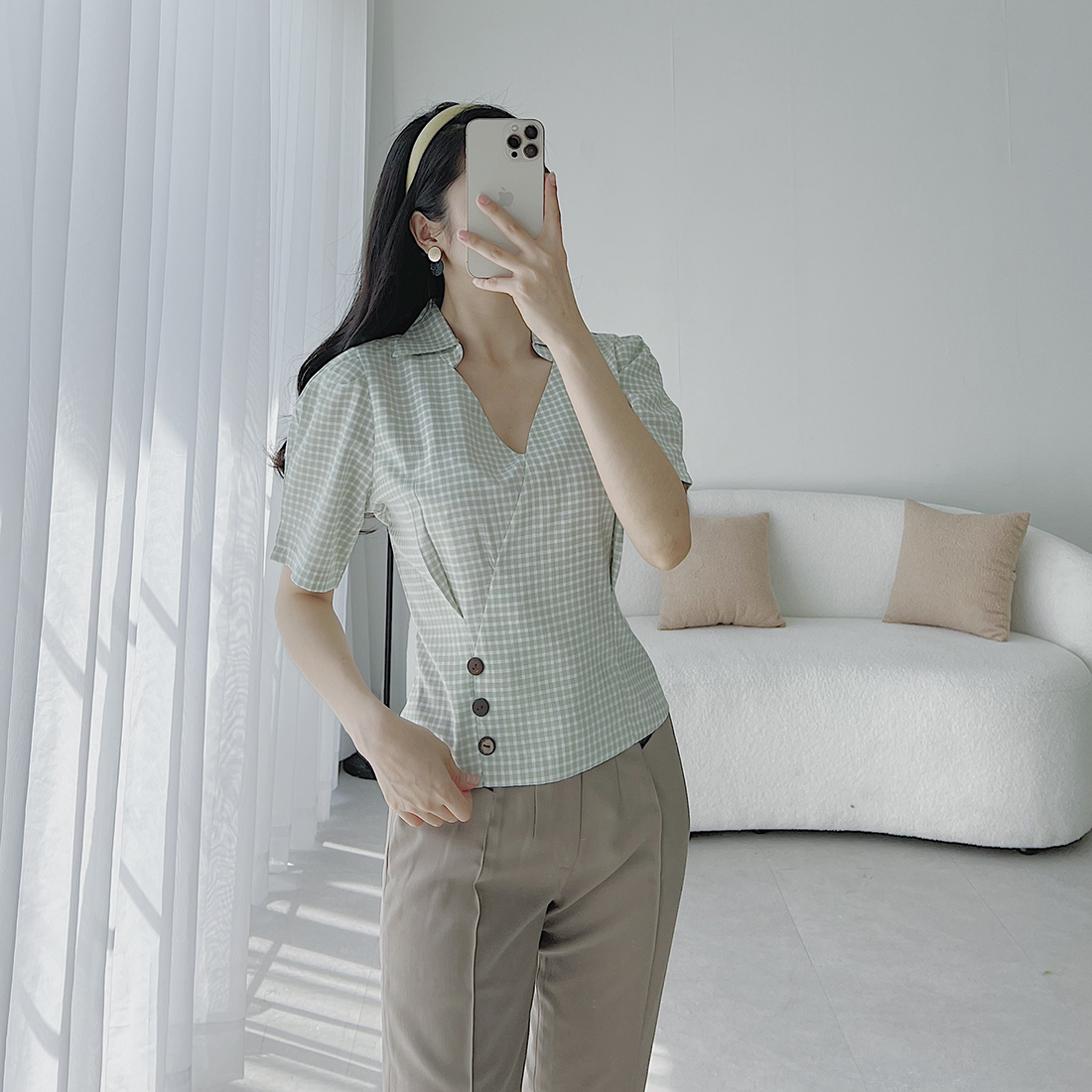 Áo sơ mi kiểu nữ công sở thời trang Eden thiết kế cổ cách điệu dáng ngắn tay cổ chữ v họa tiết caro - ASM175
