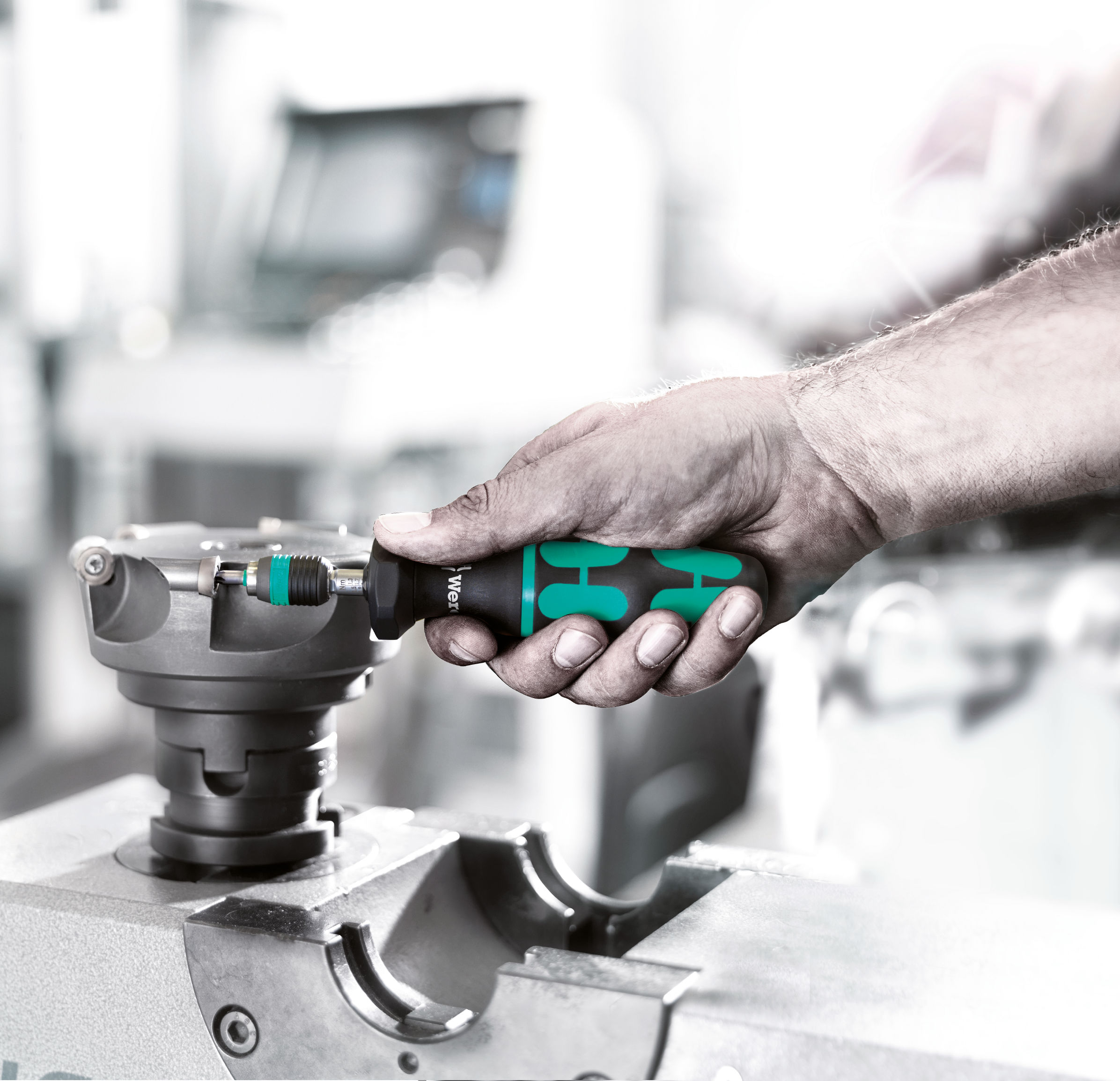 Tua vít cân chỉnh lực Wera 05074700001 7440 dải lực 0,3 - 1,2 Nm với đầu vào tháo lắp nhanh 1/4"