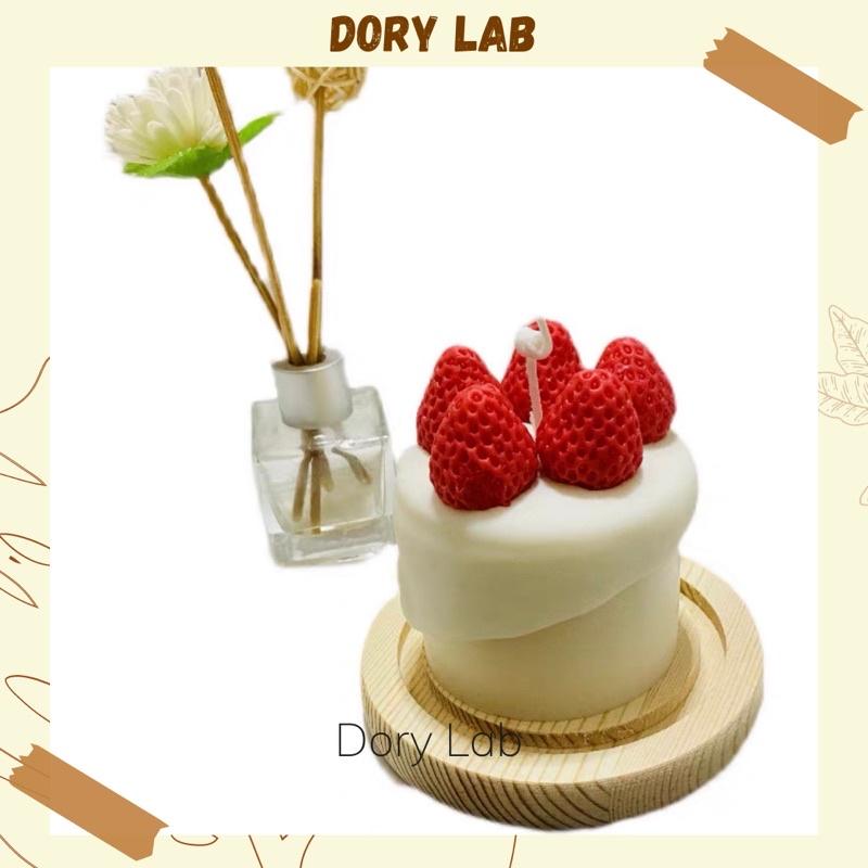 Nến Thơm Bánh Kem Dâu Tây Không Khói - Dory Lab