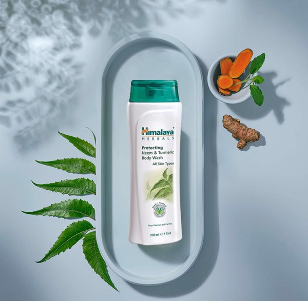 PROTECTING NEEM & TURMERIC BODY WASH - Sữa Tắm Thiên Nhiên Himalaya Herbals Neem Và Nghệ Tây 200ml
