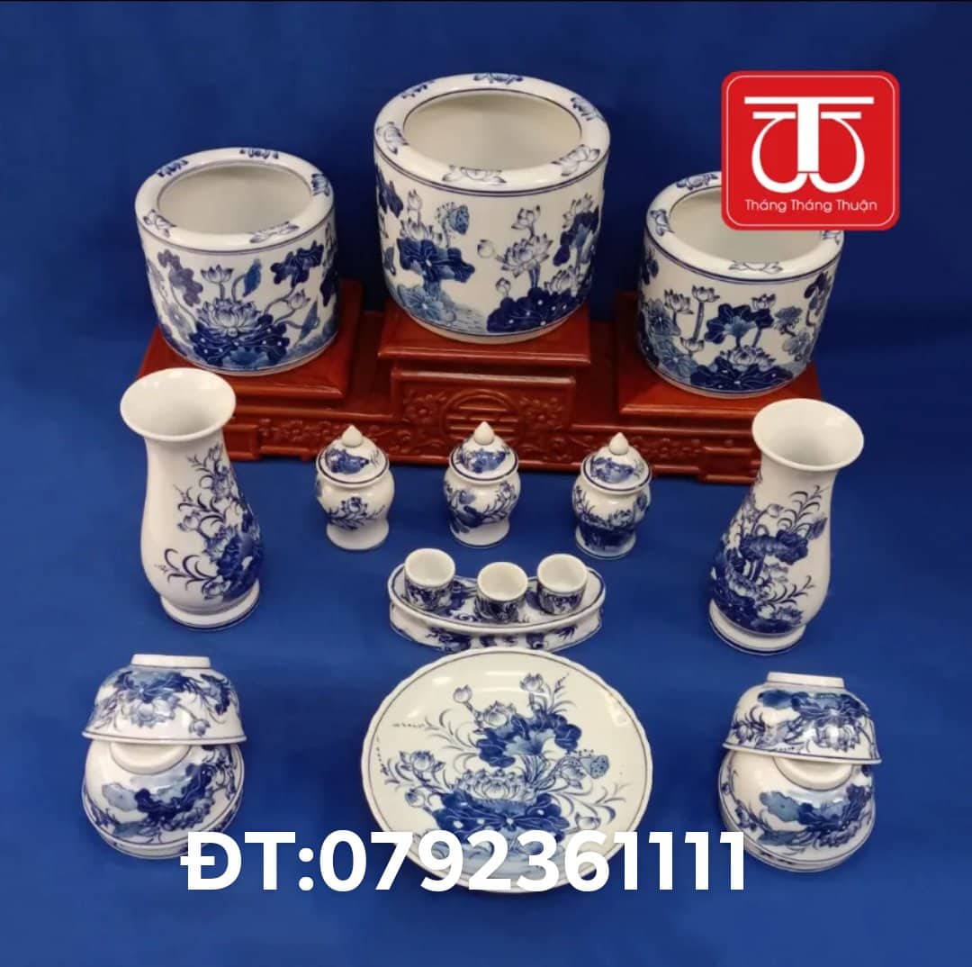 BỘ BÁT HƯƠNG VẼ SEN ĐẾ KÊ GỖ HƯƠNG